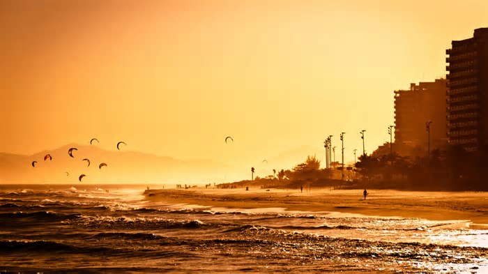 Cidade no litoral do Rio de Janeiro encanta por suas praias paradisíacas e boa qualidade de vida