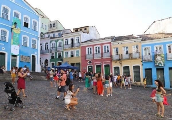 Estado termina alta temporada com movimentação turística histórica