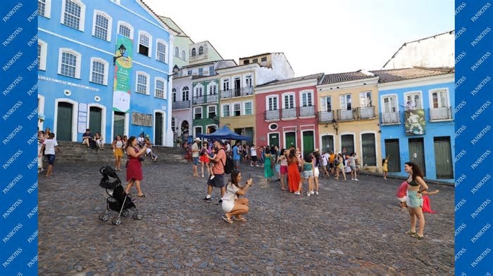 Bahia fecha alta temporada com movimentação turística histórica