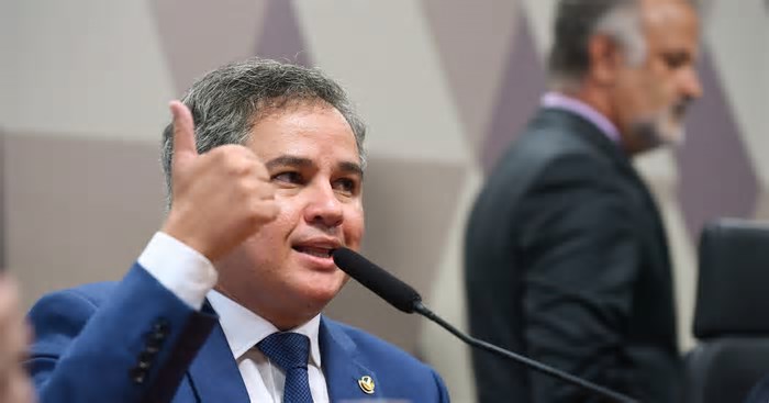 Caiado só será candidato à Presidência pelo União se tiver viabilidade, diz Efraim