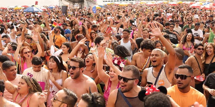 Último dia de carnaval em Brasília tem folia para todos os gostos
