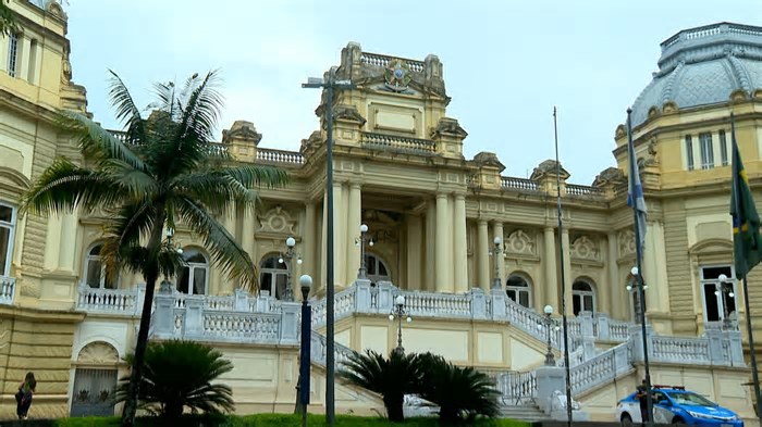 Governo do RJ fechou 2024 com rombo de R$ 2,4 bilhões nas contas, revela Fazenda