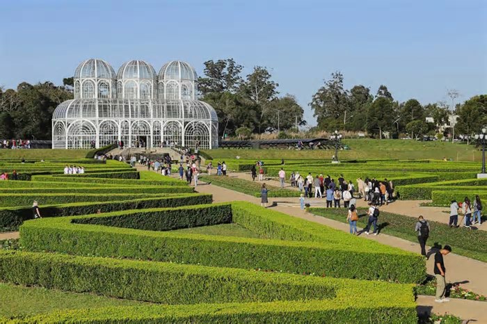 Inédito: Paraná receberá 5 mil agentes de turismo em dez convenções
