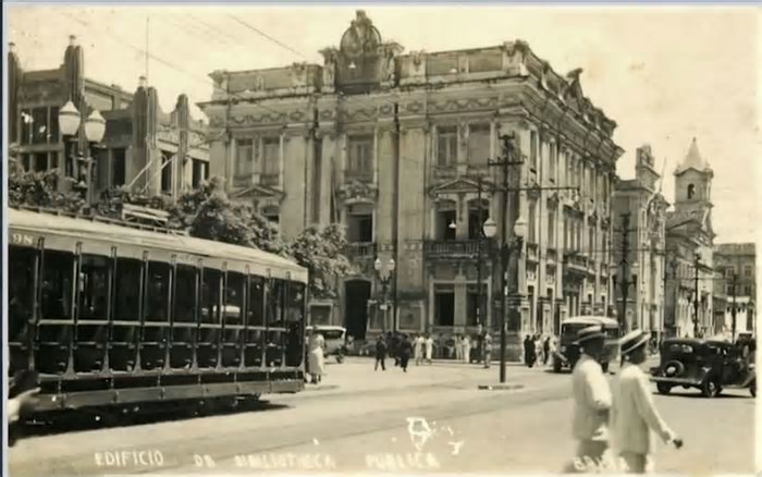 Primeira rua do Brasil fica em Salvador e é considerada símbolo histórico de beleza e elegância