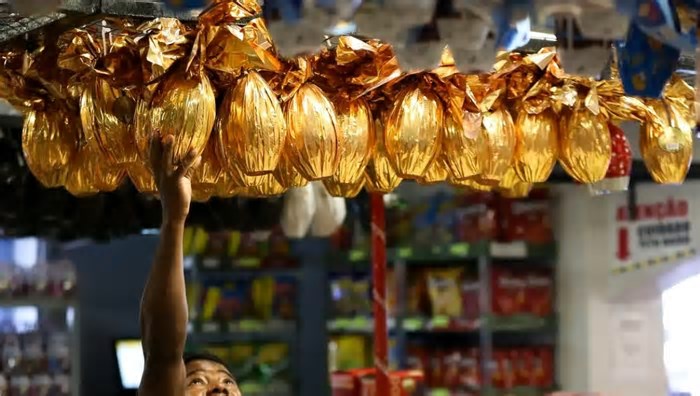 Preços dos ovos de Páscoa chegam a variar R$ 54 em Florianópolis; veja o melhor custo-benefício