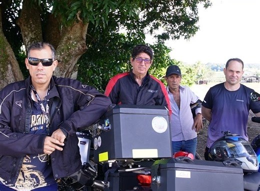 Aventura sobre duas rodas: Moradores de Alta Floresta D’Oeste fazem expedição de moto até o Peru