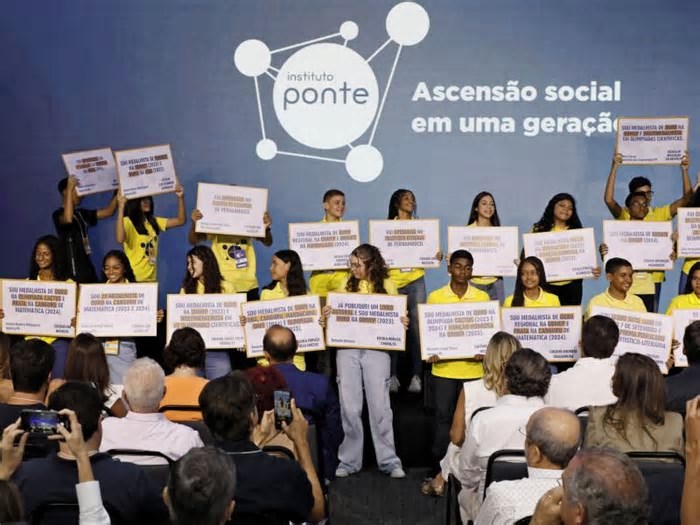 Instituto Ponte arrecada R$ 600 mil para investir em jovens através da educação
