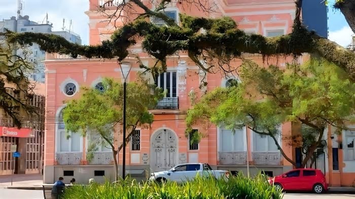 A cidade gaúcha que está encantando os brasileiros com beleza natural e cultura