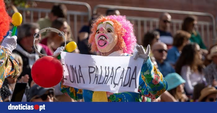 Sátira sai à rua no Funchal no Cortejo Trapalhão