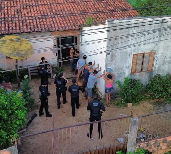 17 operações contra facções criminosas são deflagradas nesta quinta-feira