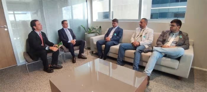Liderado pelo presidente da câmara, vereadores de Rio Verde buscam recursos para creches