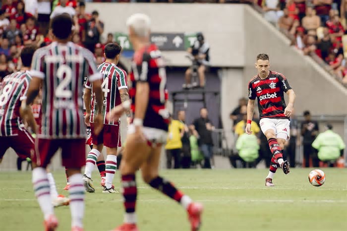 Campeonato Carioca: Flamengo é bicampeão invicto