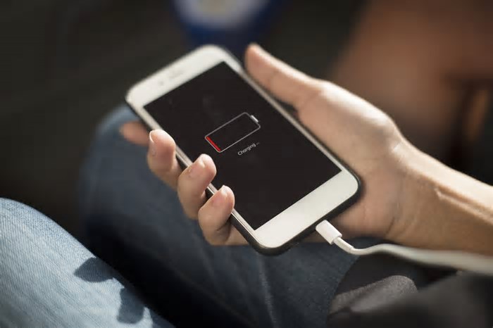 Suas roupas poderão em breve carregar seu telefone; entenda
