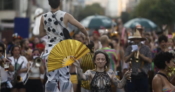 Secretária da Cultura de Porto Alegre se diz favorável ao Carnaval na Cidade Baixa, após prefeitura proibir eventos no bairro