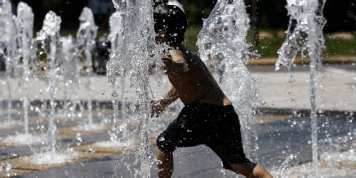 Mais verde, menos asfalto: o que especialistas recomendam para controlar o calor em cidades como Porto Alegre