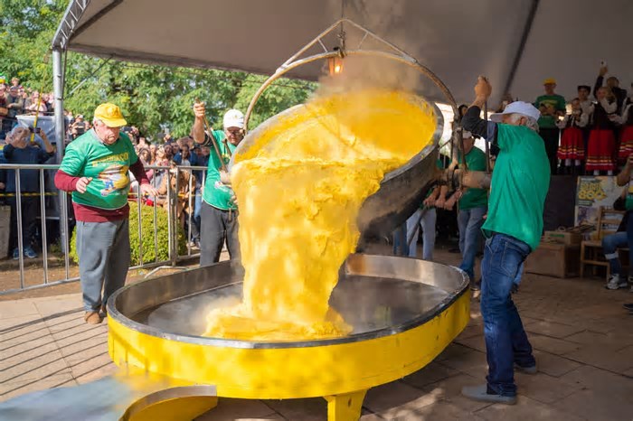 Domingo de muita festa em Monte Belo do Sul