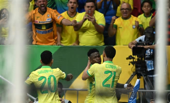 Brasil vence Colômbia com gol salvador de Vinícius Júnior nos acréscimos do 2º tempo