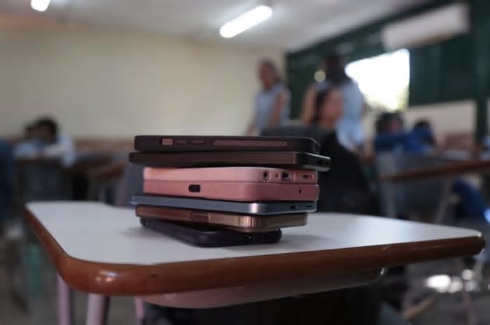 Governo estabelece novas diretrizes para uso de tecnologia nas escolas