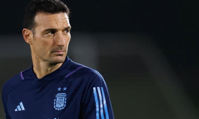 Scaloni quer vaga na Copa contra o Brasil para acelerar renovação na Argentina: 'Idade passa'