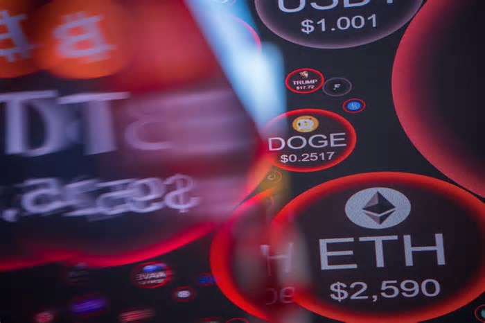 Trump endossa stablecoins após criar reserva estratégica de Bitcoin dos EUA