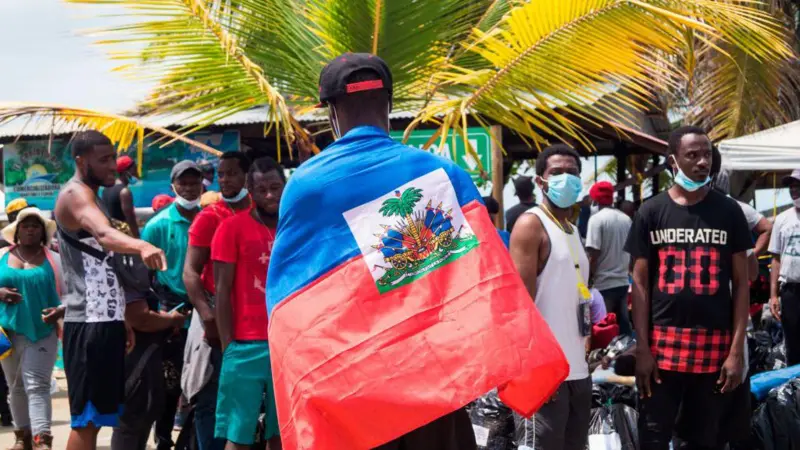 Por que Trump revogou status legal de mais de meio milhão de imigrantes de países da América Latina