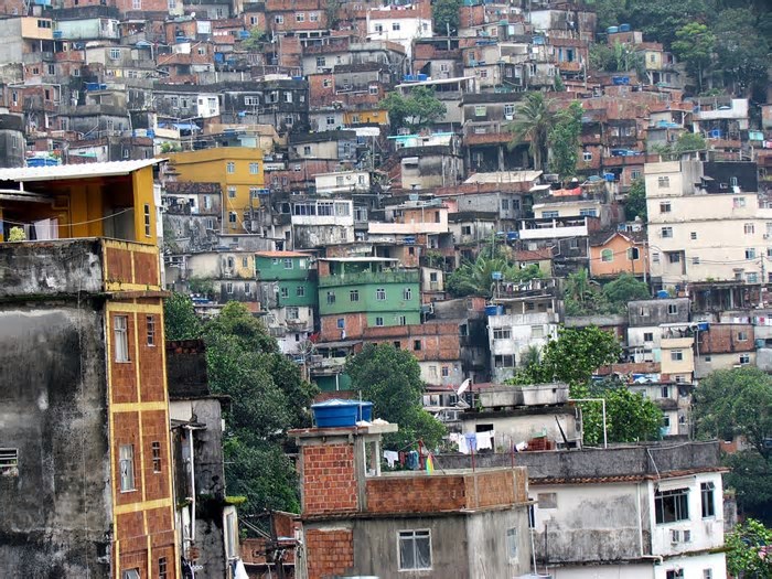 Relatório reúne dados de 90 iniciativas de promoção da saúde em favelas