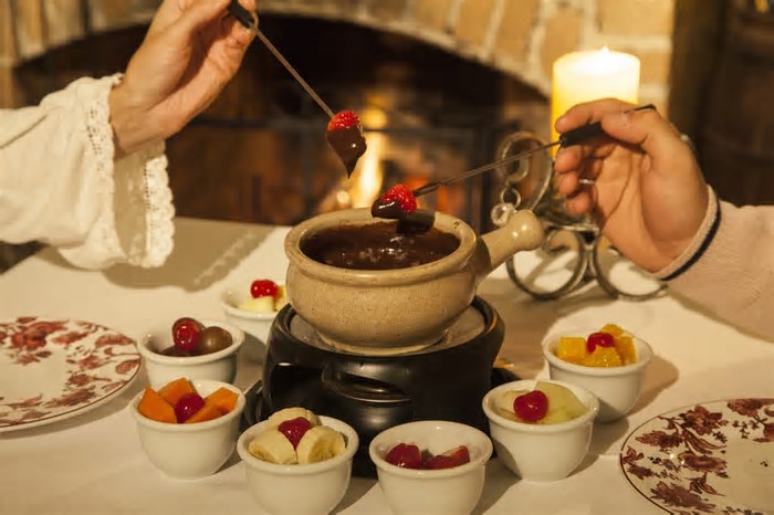 Busca por gastronomia local é destaque em pesquisa realizada pela Secretaria do Turismo em Gramado; veja dados