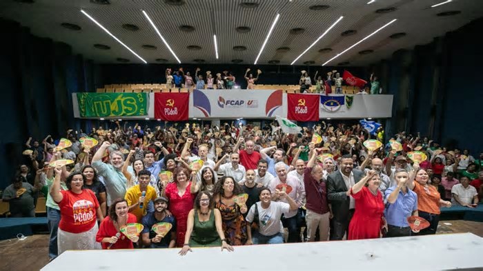 PCdoB celebra 103 anos com vivacidade, atuante e potente