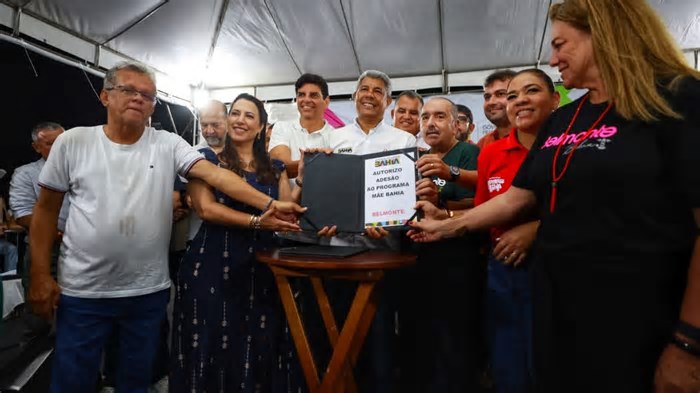 Município avança no transporte aéreo e na saúde, com entregas e assinatura de ordem de serviço