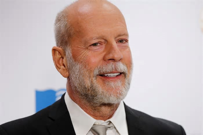 Melhor amigo de Bruce Willis revela estado de saúde do ator: 'Estou enviando a ele todo o meu amor'