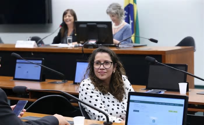 Deputada caxiense é eleita presidente da Comissão de Cultura da Câmara