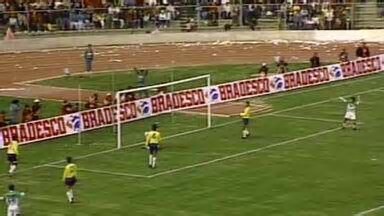 Globo Esporte RS. Veja momentos de Quinteros na seleção boliviana em jogo contra o Brasil