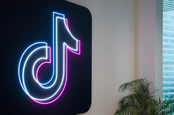 Vice-presidente dos EUA diz que acordo sobre TikTok sai até 5 de abril