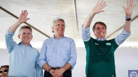 Mesmo com colega de sigla na disputa, Mendes cita indecisão entre Caiado e Bolsonaro