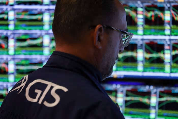 Ações de Wall Street tombam com temores de recessão dos EUA