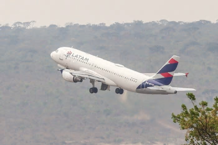 Ilhados em Noronha: Latam realiza segundo voo para resgatar passageiros da Voepass nesta quinta-feira (13)