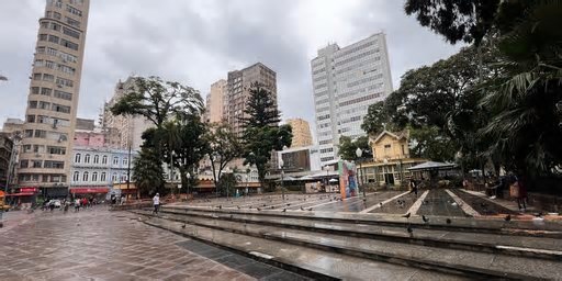 Revitalização de uma das praças mais antigas de Porto Alegre deve começar nos próximos dias