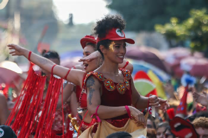 Pós-carnaval com Navio Pirata, Timbalada e Léo Santana, 'Ainda Estou Aqui' oscarizado e The Offspring: veja o que fazer em SP