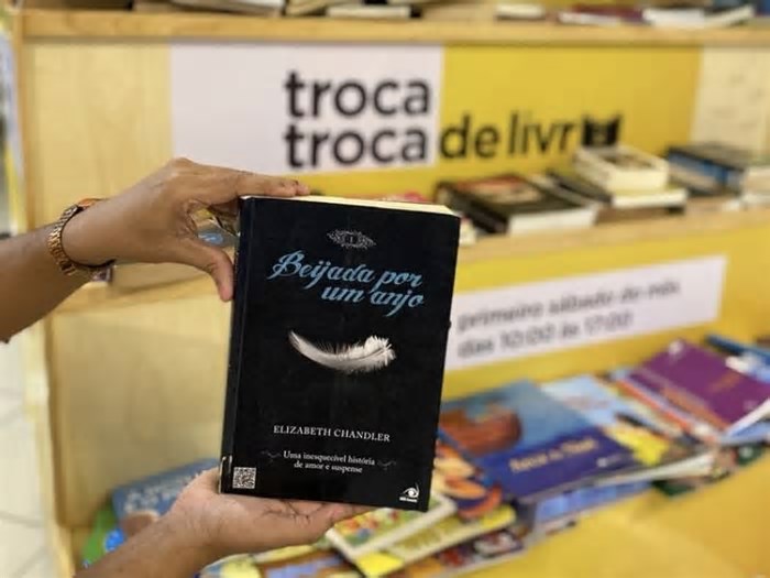 Feira de troca de livros e show tributo a Elvis Presley agitam o sábado do Recife