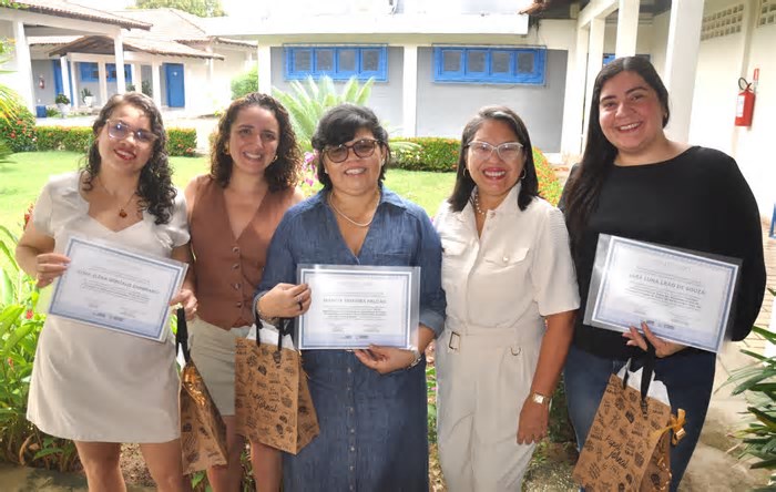 Prêmio Mulher na Ciência 2025: Iniciativa busca homenagear mulheres que se dedicam à Ciência