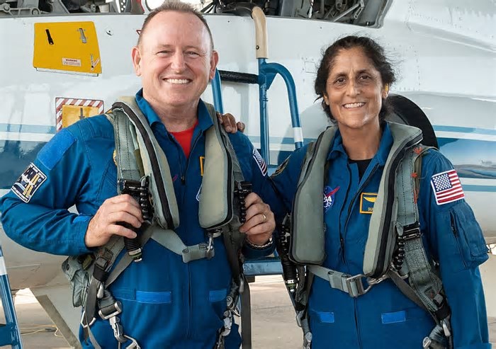De volta para casa! Astronautas da Nasa são resgatados após 9 meses presos no espaço