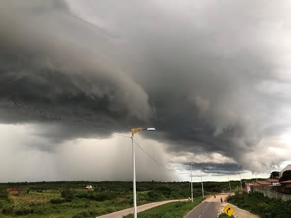 Chuvas no Ceará devem diminuir ao longo da semana, aponta Funceme
