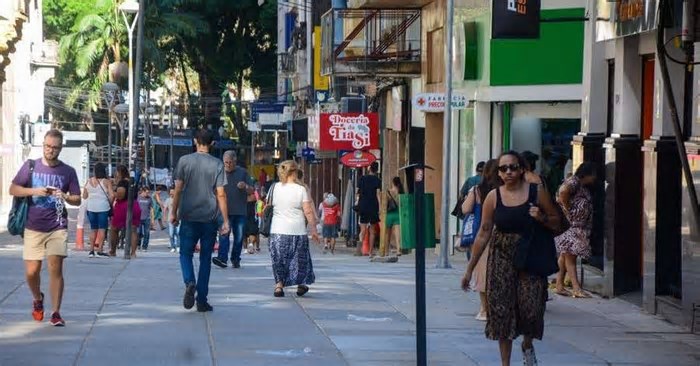 Primeira dia útil pós-Carnaval tem movimento moderado em Porto Alegre