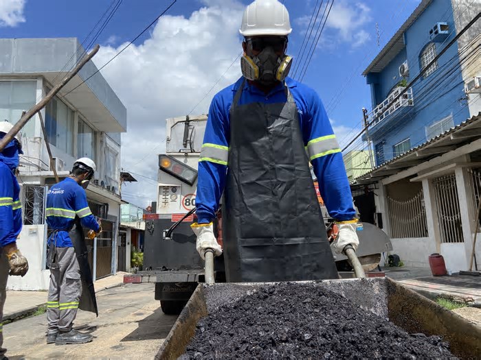 Força-tarefa vai garantir que ruas de Manaus sejam recuperadas com asfalto de qualidade após obras