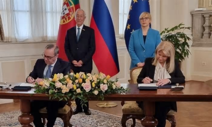 Portugal e Eslovénia reforçam colaboração no setor do turismo