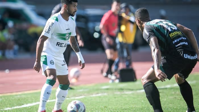 Coritiba x Maringá: onde assistir, horário e escalações pelo Campeonato Paranaense