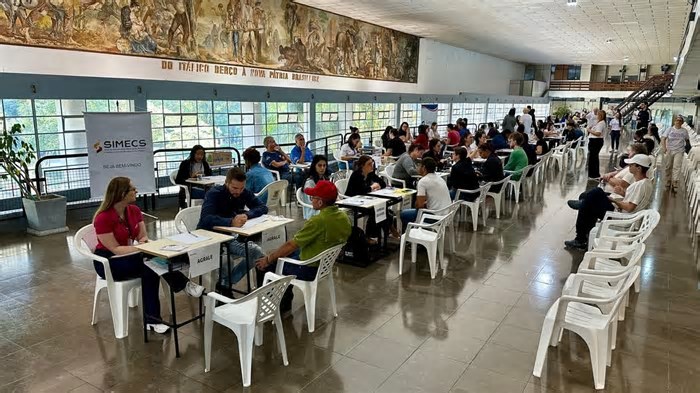 Feirão de Empregos registra participação de 500 candidatos em Caxias do Sul
