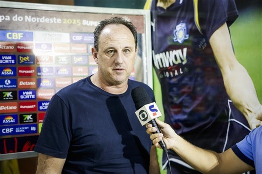 Ceni promete Bahia ofensivo no Barradão pelo título do Campeonato Baiano