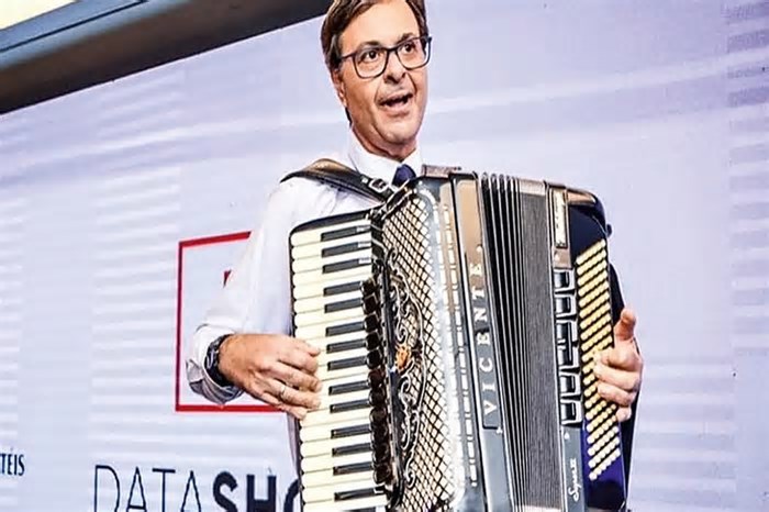 Gilson Machado Neto será atração do São João de Caruaru 2025