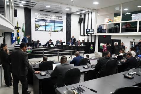 Vereadores aprovam e 2ª votação 'Lei anti-Oruam' contra apologia ao crime